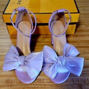 Elegant Lavender Bow Heels